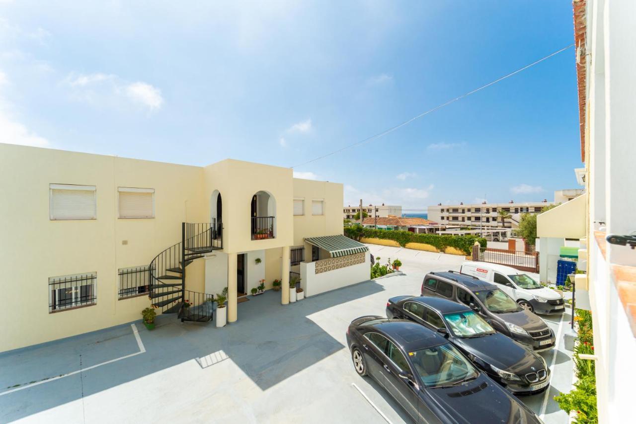 Hostal Miramar لوس كانيوس دي ميكا المظهر الخارجي الصورة
