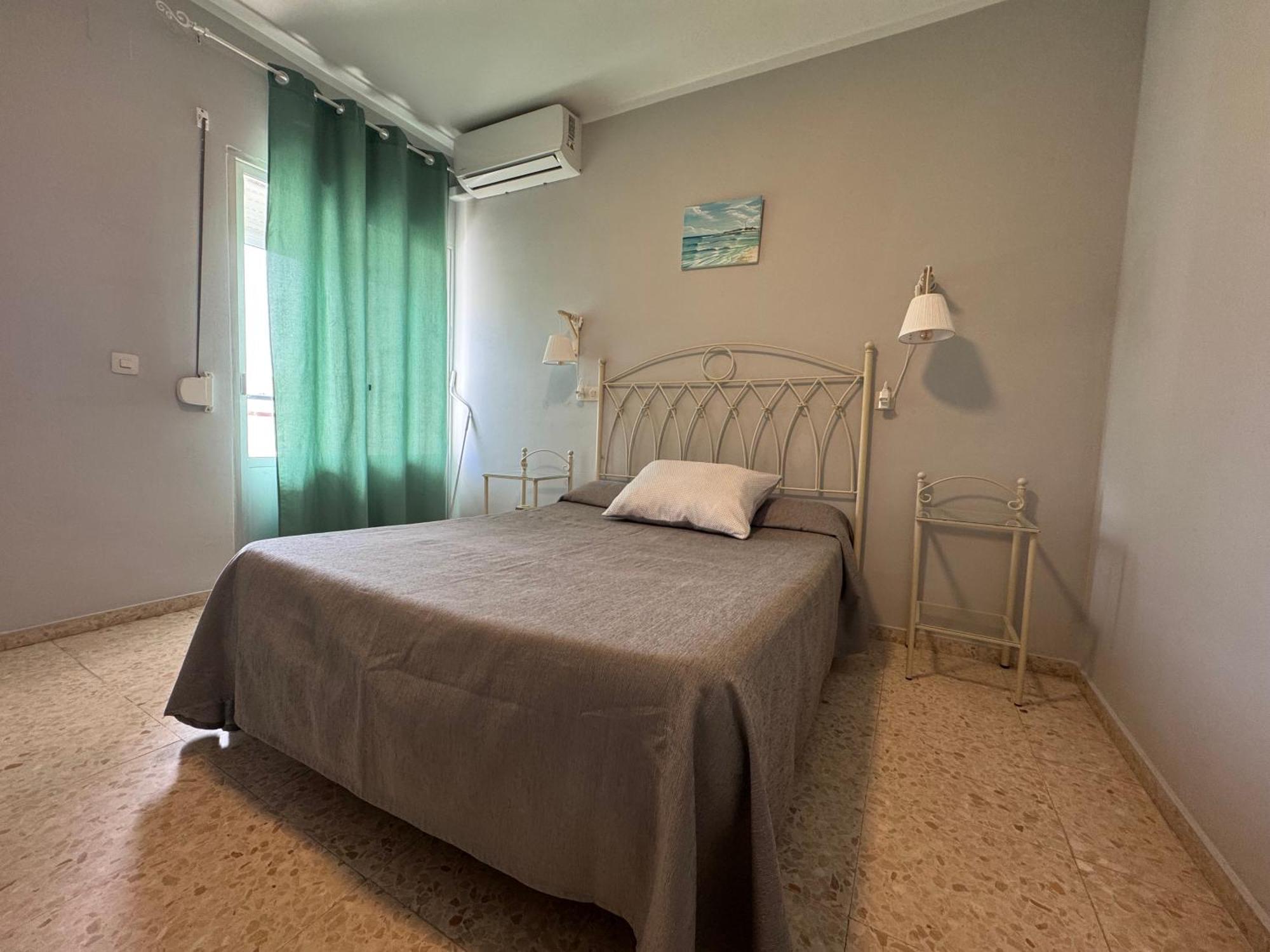 Hostal Miramar لوس كانيوس دي ميكا المظهر الخارجي الصورة