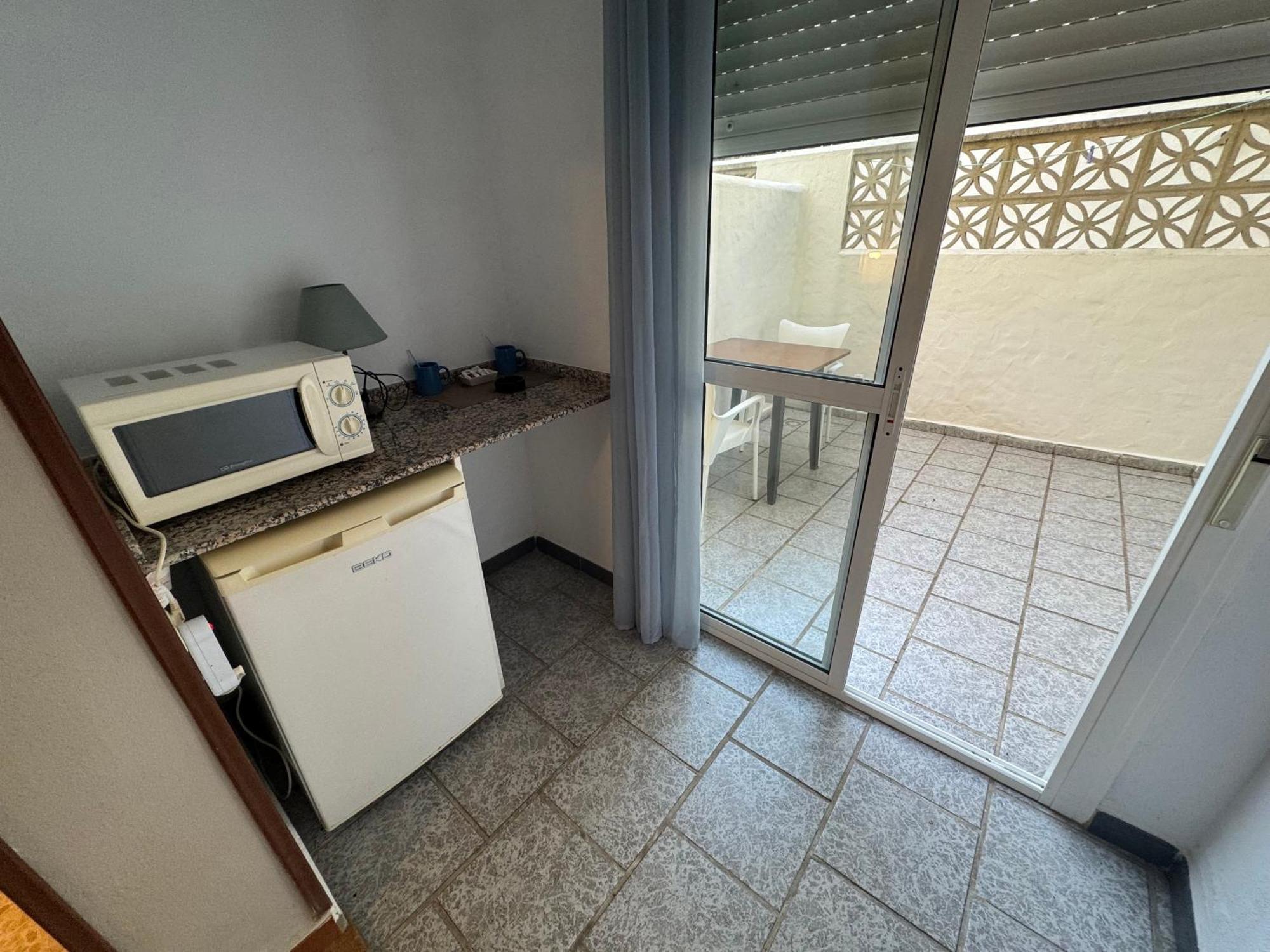 Hostal Miramar لوس كانيوس دي ميكا المظهر الخارجي الصورة